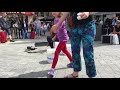 matthew pretty the bucket boy from las vegas performing at the leidse square in amsterdam 2017