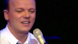 Gigi D'Alessio Dove sei e Tu che ne sai live