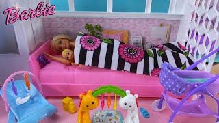 Barbie and Ken in Barbie Dream House Story: Baby Morning Routine w Barbie’s Baby First Doctor Visit
