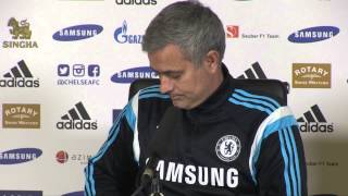 Bei Anruf Jose Mourinho! Handy-Alarm auf PK | Coach des FC Chelsea muss sich entschuldigen