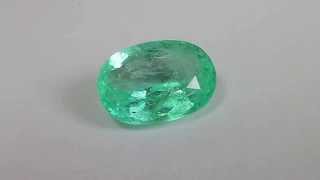 3.50cts!!Colombian Emerald Muzo Medium Bright Green Colombian Emerald Oval!