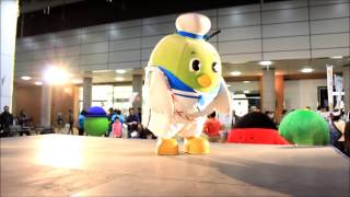 ゆるキャラダンスパーティー トリピーのダンス in 鳥取駅前バード・ハット　Dance in Tottori Station Bird hat of loose character dance par