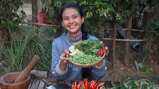 Leakhena - បុកសណ្ដែកគួរសាច់គោឆៅ '' Bok Sandek Kuor With Raw Beef