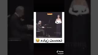 كانها تحمست زياده 😂😂😂