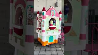 小花寶寶坐電動搖搖馬136Little flower baby sitting on electric rocking horse136