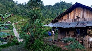 Hidup di desa,, Hujan membuat suasana semakin syahdu saat menginap di rumah warga