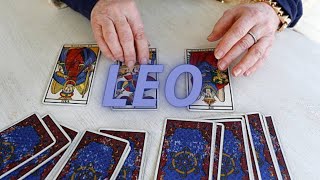 LEO A HALF OF A MILLION IS COMING TO YOU💲AND SOMEONE IS 💩😲LEO TAROT READING