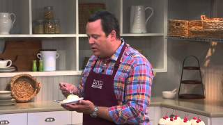 Slow Cooker Dump Dinners & Lazy Cakes/ Cookies with David Venable