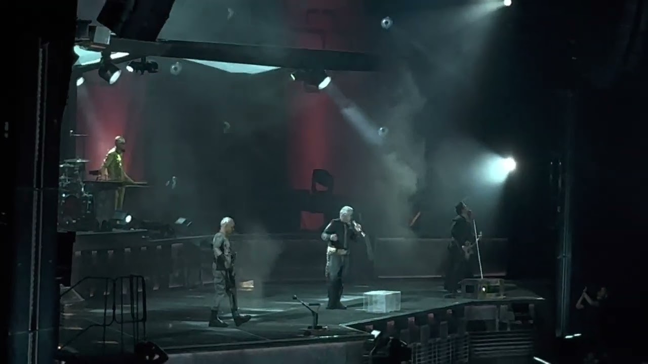 Sehnsucht - Rammstein Live At The LA (Los Angeles) Memorial Coliseum 9 ...