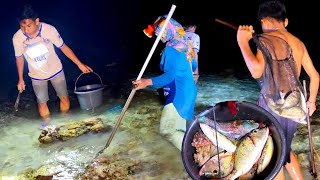 Heboh Bersama Warga berburu malam banyak ikan dan gurita terjebak air surut