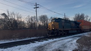 CSX ES44AC 3397 Leads a Massive I024 Consist With Hornshow and DPU @ Kingston, NY