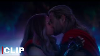 Thor kiss Jane Foster | Thor love and thunder | Thor love and thunder kiss scene | Thor & Jane kiss