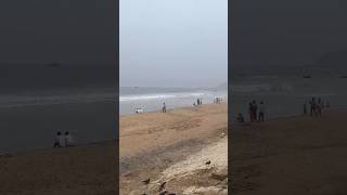 వైజాగ్ అంటే ఎంతమందికి ఇష్టం early morning tides sounds experience #shorts #shortfeeds #trending