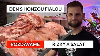 Vánoční řízky a salát pro lidi v nouzi | Den s Honzou Fialou - ZNOVU SPOLU