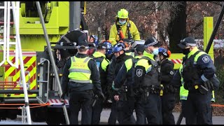 Climate Change Protest in Civic Canberra - ACT Police Search \u0026 Rescue and ACTFR on scene