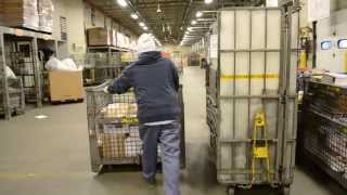 Moving mail through Fort Wayne during the Christmas rush