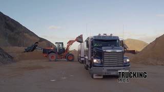 Freightliner Coronado 122 6x4 | Truck Test | The efficient machine