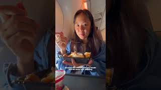what I ate on SINGAPORE AIRLINES in Economy #travel #airplane #shorts