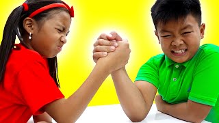 Wendy and Alex Pretend Play Arm Wrestle Exercise Contest for Kids Toys