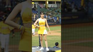 荷律的招牌小舌頭跑出來了  #中信兄弟#변하율#이단비#fancam #cpbl#passionsisters#台湾野球チア#台湾チアガール#プロ野球#中信ブラザーズ#洲際棒球場 #吐司邊荷律