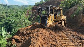 Forming an Oil Palm Terrace in a Mountain Plantation with a D6R XL Bulldozer