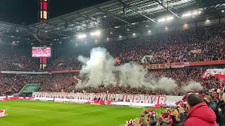 1. FC Köln: Pyro-Show vor dem rheinischen Derby gegen Bayer 04 Leverkusen