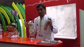 1001 Adventure Tours | EIBTM BCN - Travel Minute | Cocktail Show - Mixing at the bar