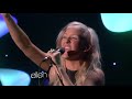 ellie goulding performs lights on the ellen show