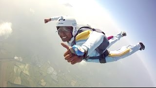 Skydiving - AFF - Level 6 (solo exit + backloop + tracking)