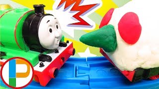 プラレール きかんしゃトーマス おばけ電車が現れた!パーシーが跳ね橋や踏切に逃げる!どうなるかな? OmotyanoPrussian