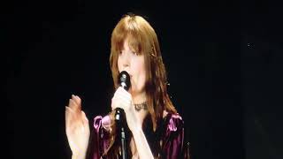 Florence + The Machine singing ”Buckle” Live in Toronto on April 16/26