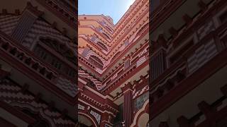 Sri Lanka's Red Mosque, or Jami Ul-Alfar Masid Situated In The Bustling Pettah District, Colombo 🇱🇰