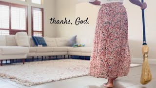 GRATITUDE as a PRACTICE (\u0026 Habit) | Biblical Womanhood, Femininity, \u0026 Homemaking VLOG