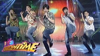 It's Showtime: Gimme 5 performs their newest single \