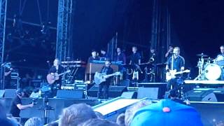 Bruce Springsteen  - Downbound Train / Hard Rock Calling 2013, London.
