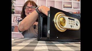 Fun bank / safe - open with fingerprint, code, or key!