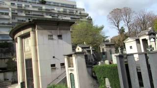 Walk aound the  Passy Cemetery near the Trocadero in Paris. .also known as the Passy Cimetiere 4