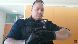 CRAZY: WASILLA PUBLIC LIBRARY POLICE OFFICER MILLES, I'M GIVING YOU 1 MINUTE #brainless #government