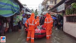 കളമശേരിയില്‍ കനത്ത വെള്ളക്കെട്ട്; വീ‌ടുകളില്‍ വെള്ളം കയറി; ആളുകളെ ഒഴിപ്പിച്ചു | Kalamassery