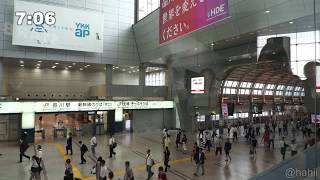 品川駅のスタバから見下ろす朝の通勤ラッシュ 2017年