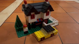 Building LEGO 00-2 Weetbabix Promotional House 1 (1976)