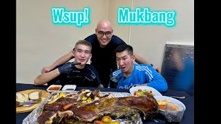 “Бараг л mukbang”