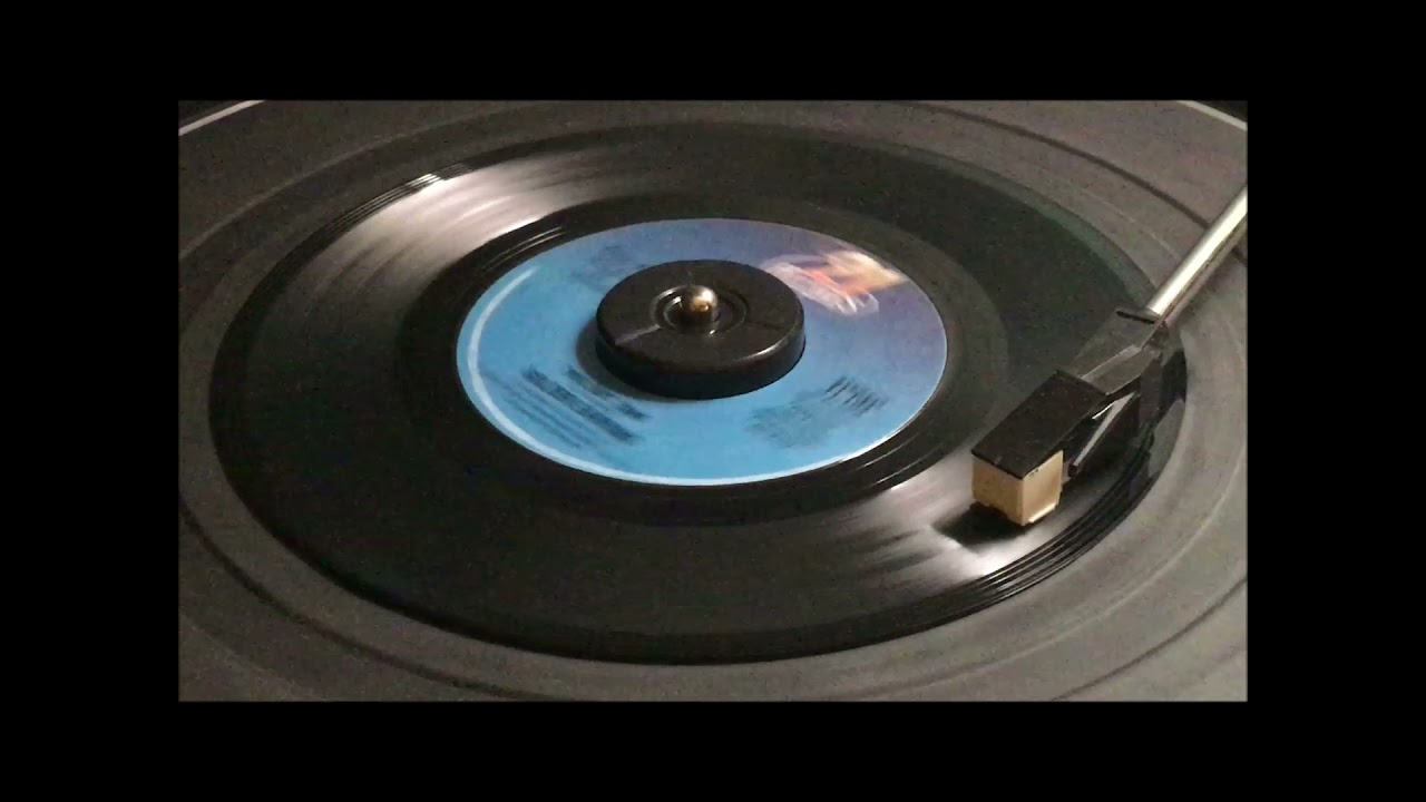 Golden Earring ~ "Twilight Zone" Vinyl 45 Rpm (1982) - YouTube