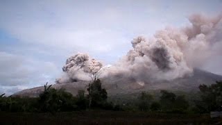 Indonésie : nouvelle éruption volcanique du Sinabung