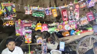 Weekly market in South Delhi.