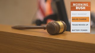 Texas public defender charged while having relationship with inmate, disclosing victim information