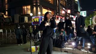 TUESDAY. MAJESTY, J MOON. SINGING HER OWN SONG ON HONGDAE STREET.