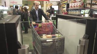NRF 2019: Fujitsu RFID Gate Self-Checkout