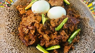 Ethiopian Food - Injera firfir with doro wet | እንጀራ ፍርፍር በዶሮ ወጥ ✅