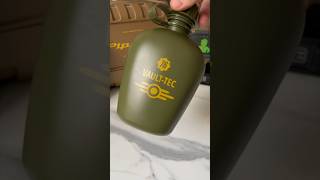 Vault-Tec Radioactive Water Flask ☢️??